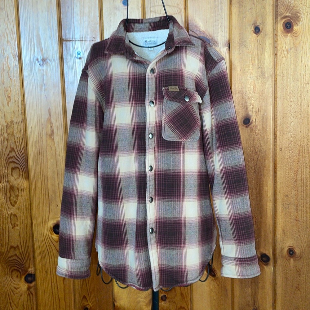 Matix burgundy/tan flannel fleece lined size small outdoor fall jacket